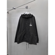 Unclassified Brand Outwear